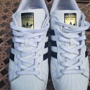 Men's Size 11 Addidas Superstars